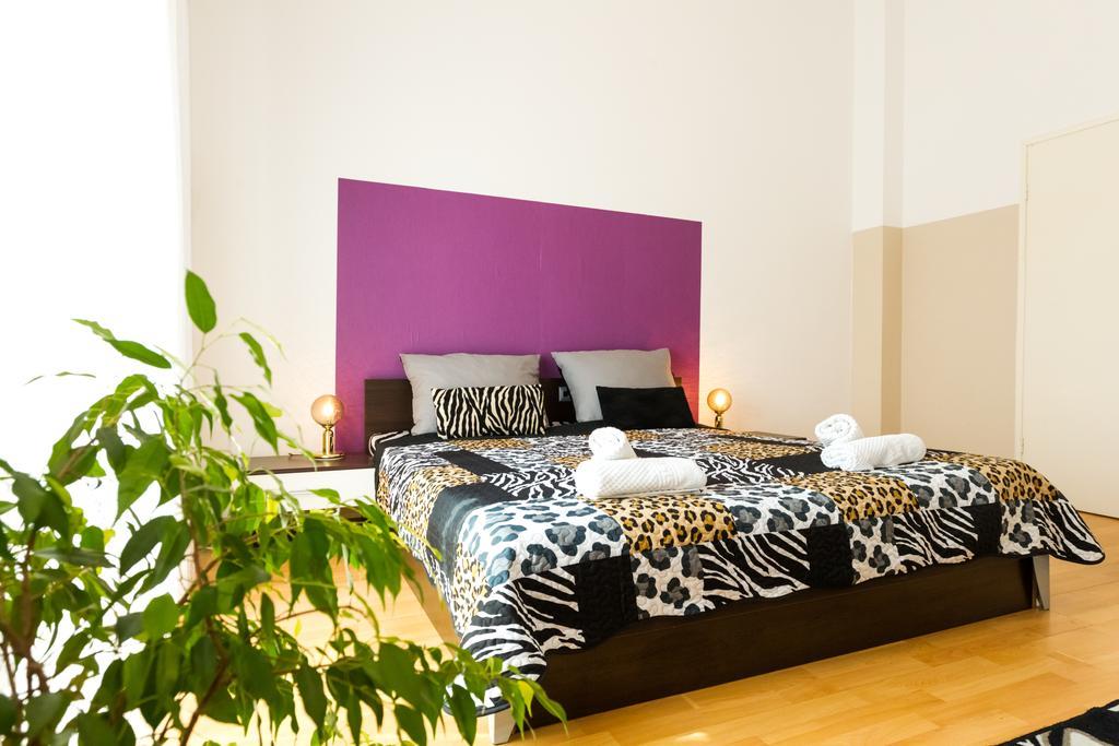 Apartments Villa Orange Zara Esterno foto